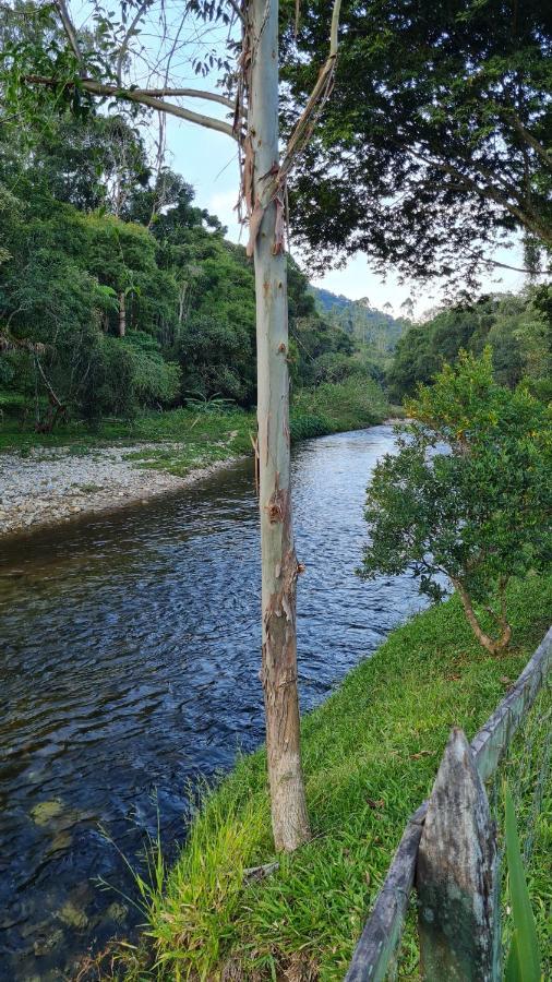 Pousada Remanso Do Rio Preto Висконди-ди-Мауа Экстерьер фото